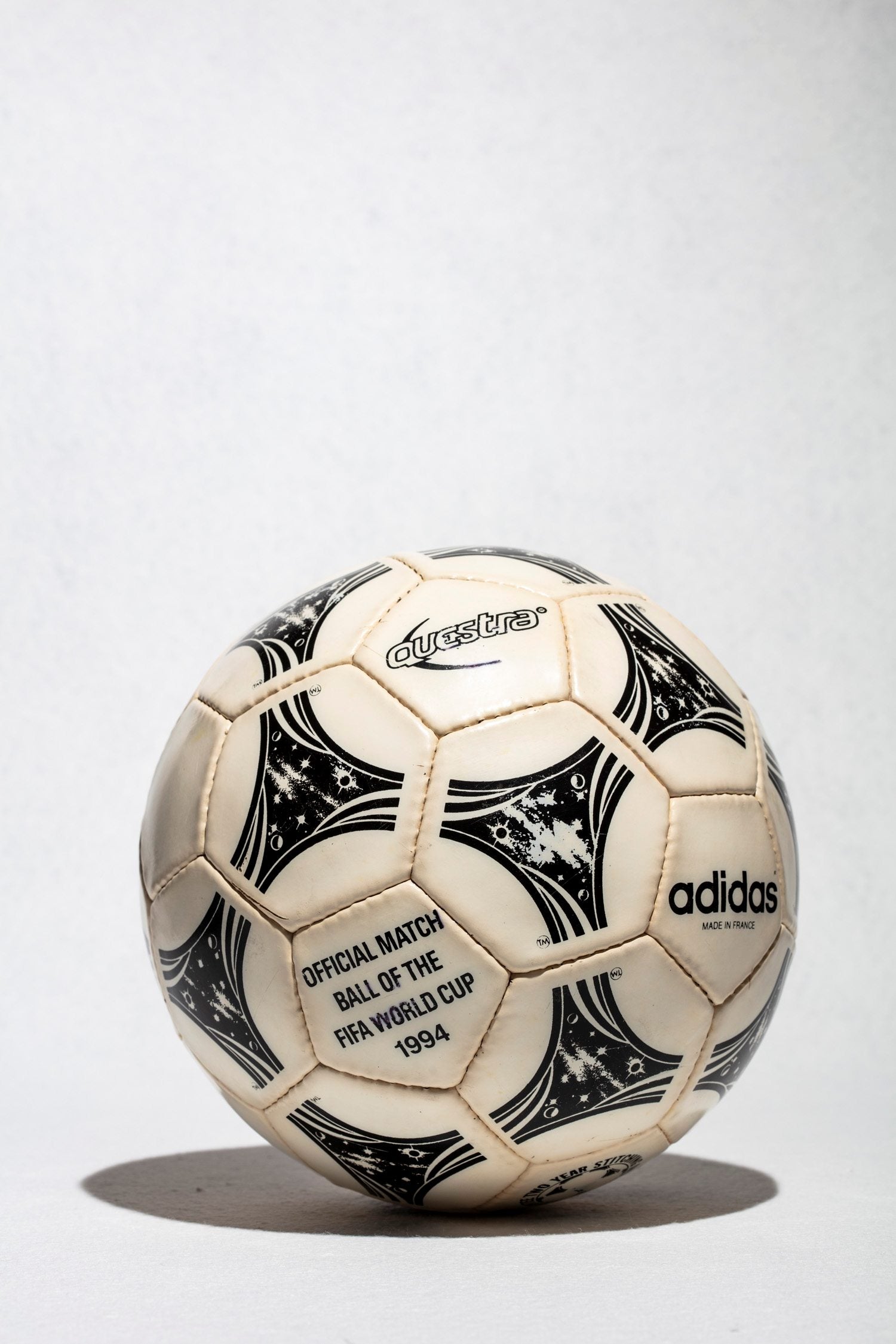 Vista principal balón Questra. Oficial del mundial de Estados Unidos 1994