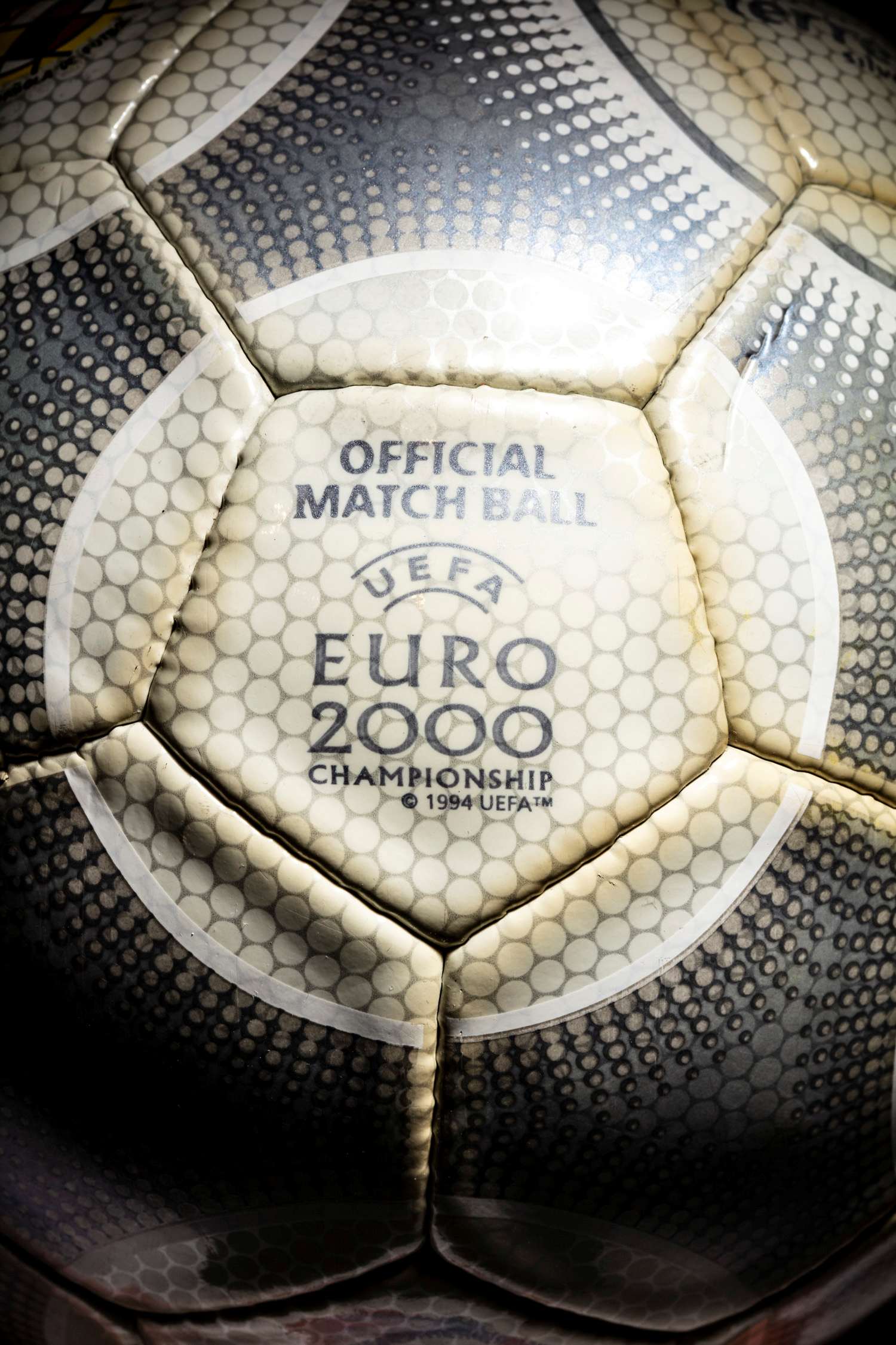 Panel Official Match Ball UEFA EURO 2000