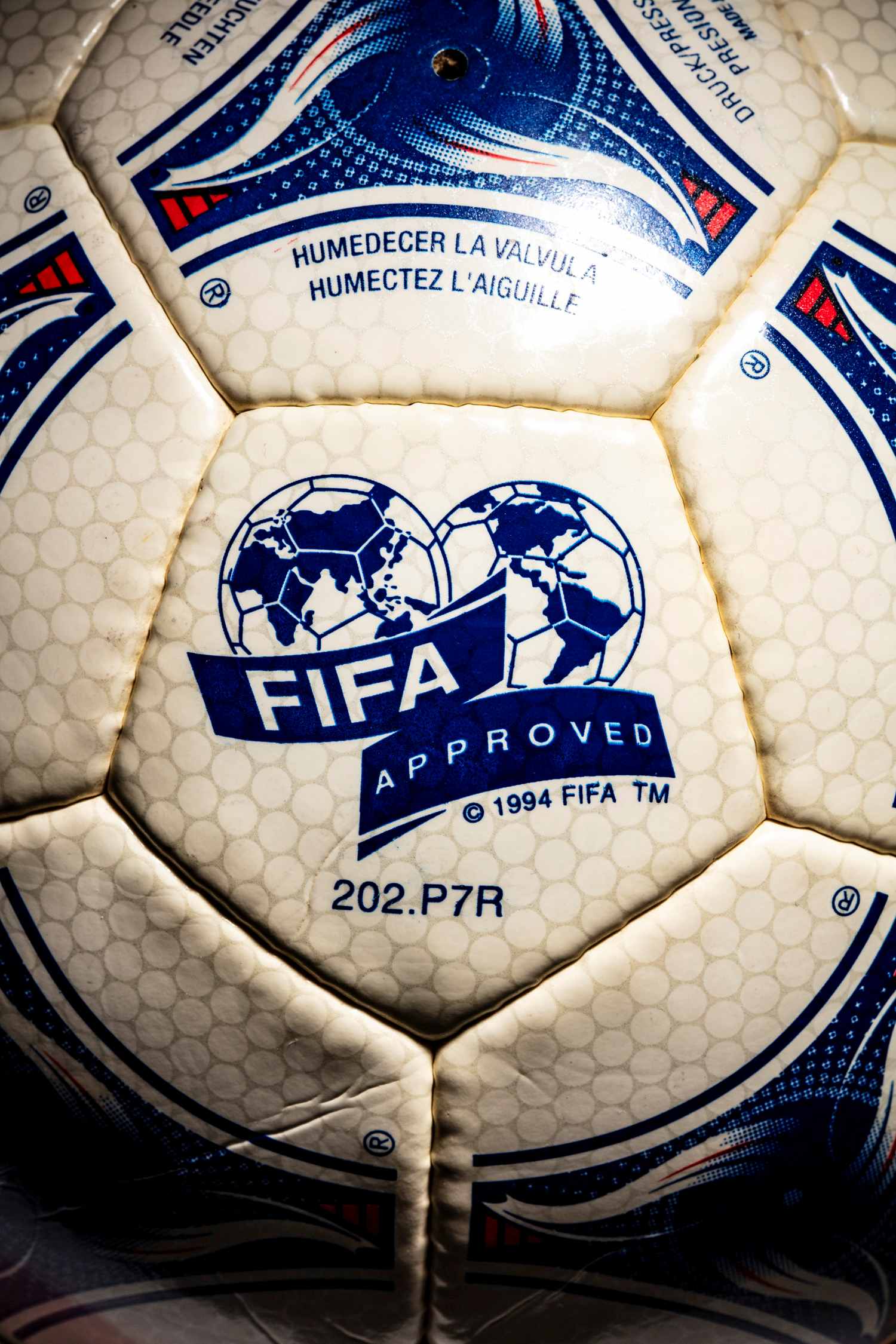 Logo oficial FIFA APPROVED con código 202.P7R