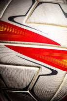 Otra vista de las uniones termoselladas del balón oficial